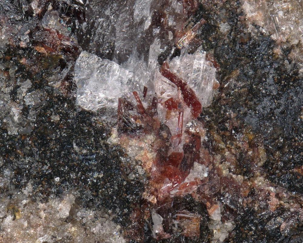 Epidote-(Sr)